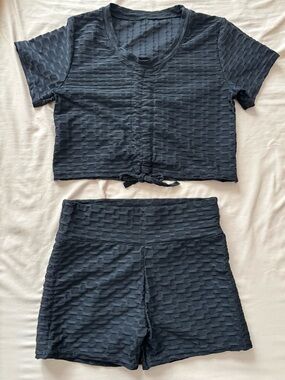 XJBoost Black Pattern Crop Top and Shorts Set Up